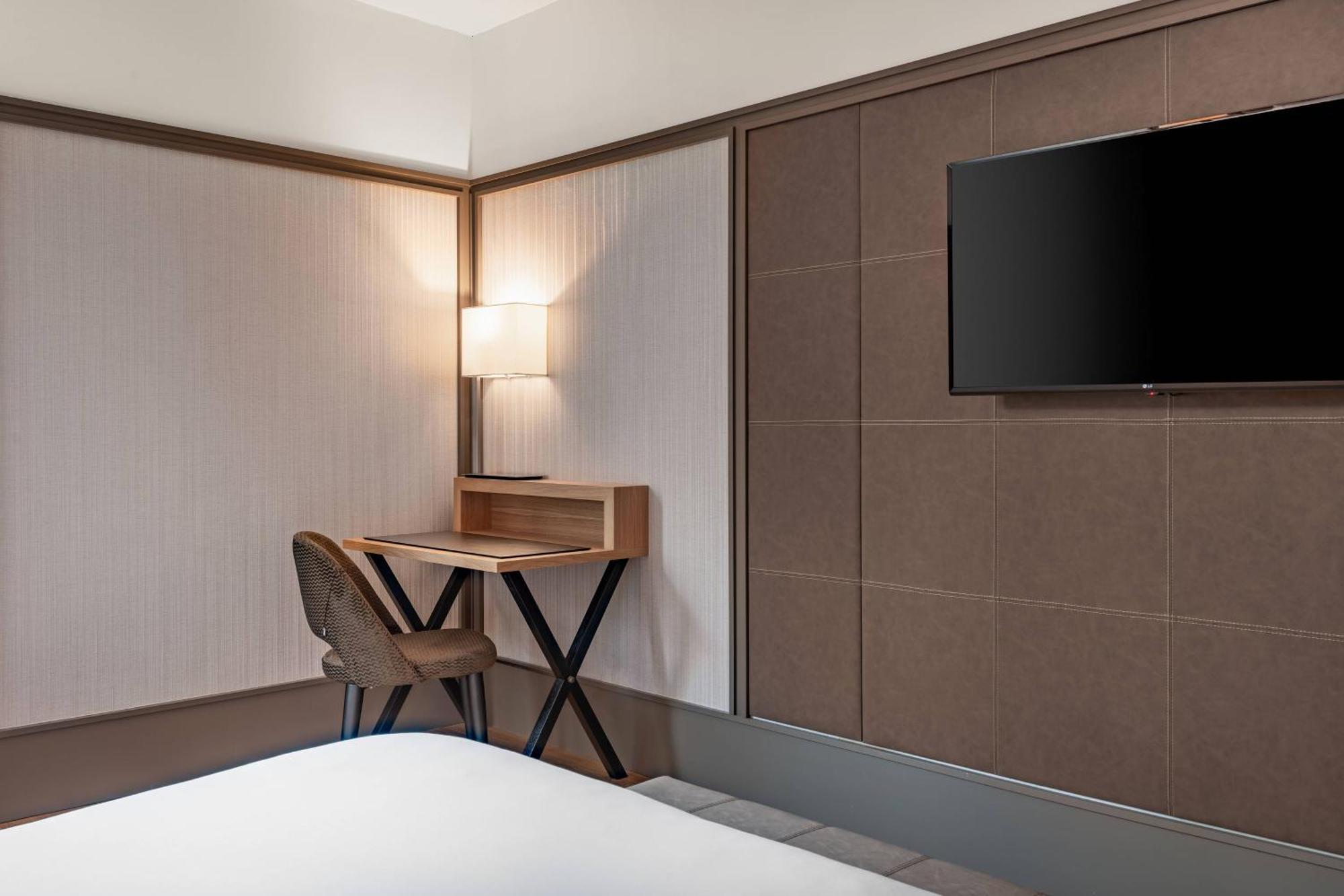 Ac Hotel Avenida De America By Marriott Madrid Exteriör bild
