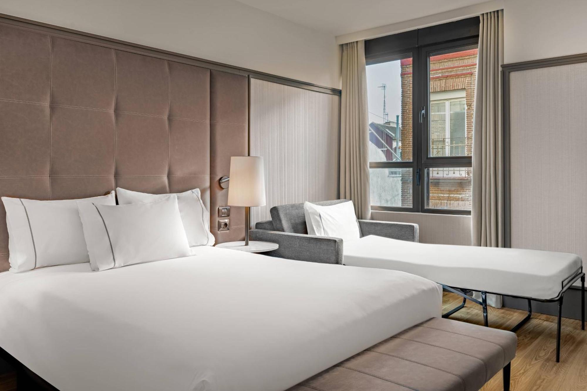 Ac Hotel Avenida De America By Marriott Madrid Exteriör bild